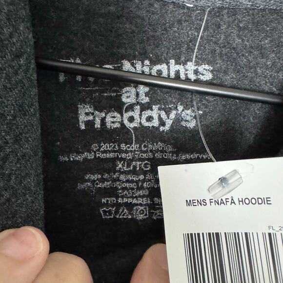 Five Nights At Freddy's FNAF Gray Mens XL Hoodie Freddy Fazbear 2023 NEW - Picture 3 of 4